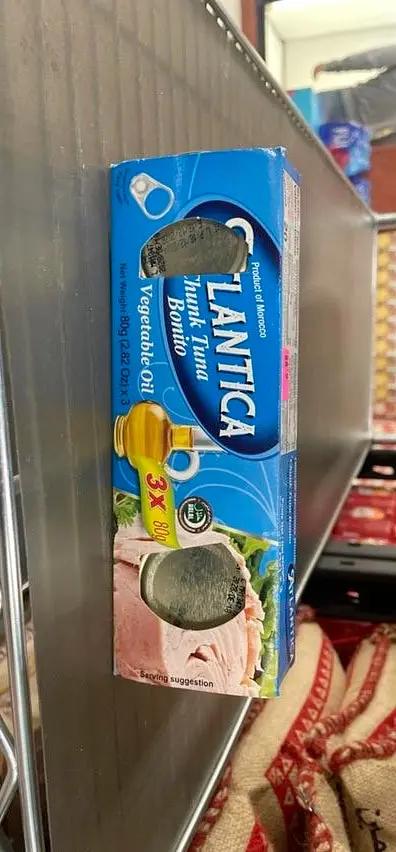 Atlantica chunk tuna with oile by ATLANTICA
