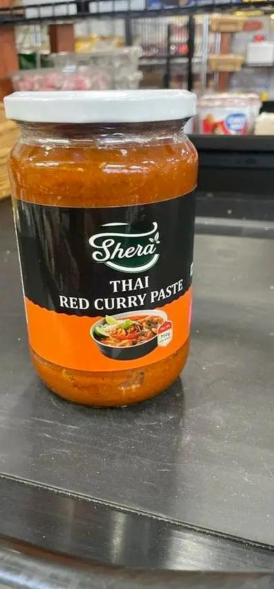 Shera tahi red curry paste by SHERA