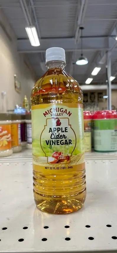 Michigan valley apple vinegar by MICHIGAN