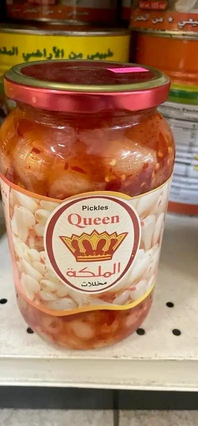 Queen onion with dakka picles by QUEEN