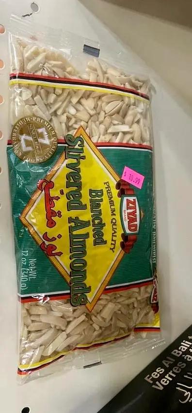 Blanched slivered almonds by BLANCHED
