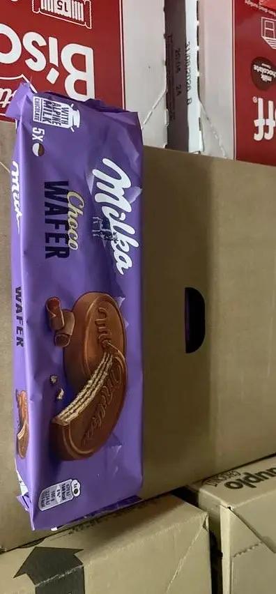 Milka choco waffer by MILKA